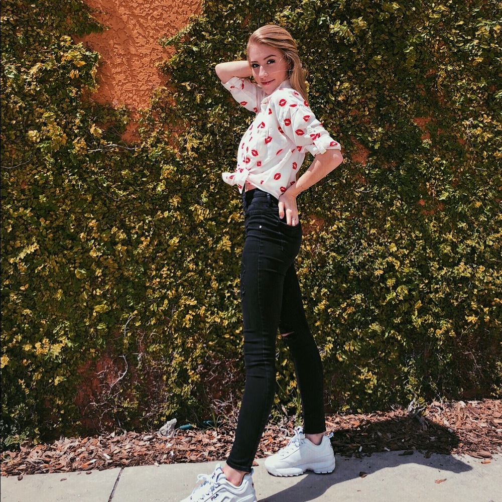 Meet your Posher, Anna